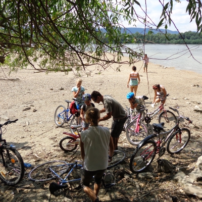 Bringa - Kétkerekű Kalandok